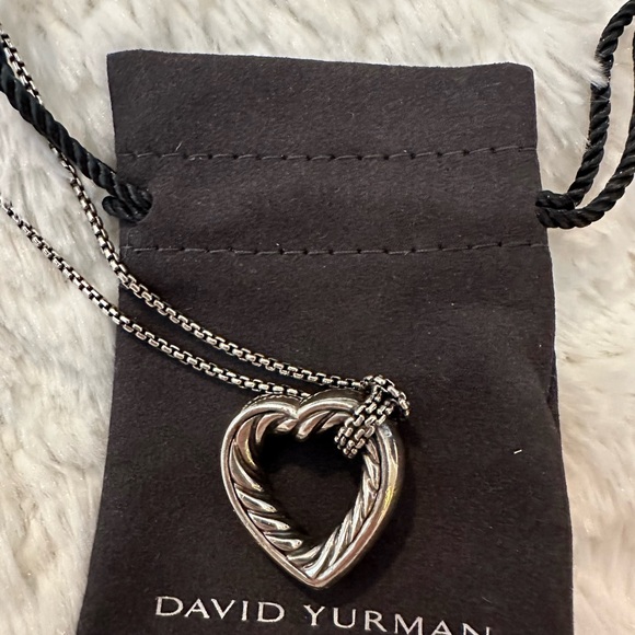 Authentic David Yurman Sterling Silver Open Heart Cable Necklace - Picture 4 of 16